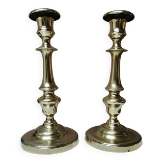 PAIR OF OLD BRASS CANDLE HOLDERS