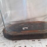 Oval bride and groom's globe, black base