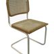Chaise Cesca modèle b32 en blanc et bois par Marcel Breuer