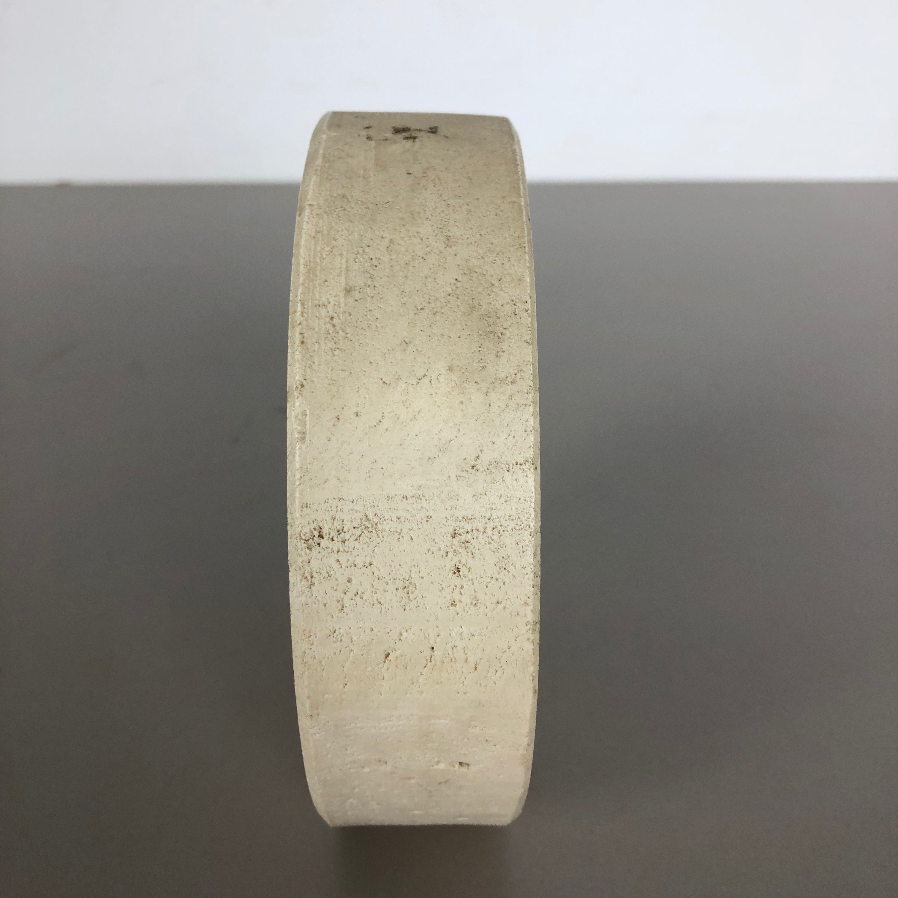 Modernist travertine marble swan figure by Fratelli Mannelli, Italy, 1970s