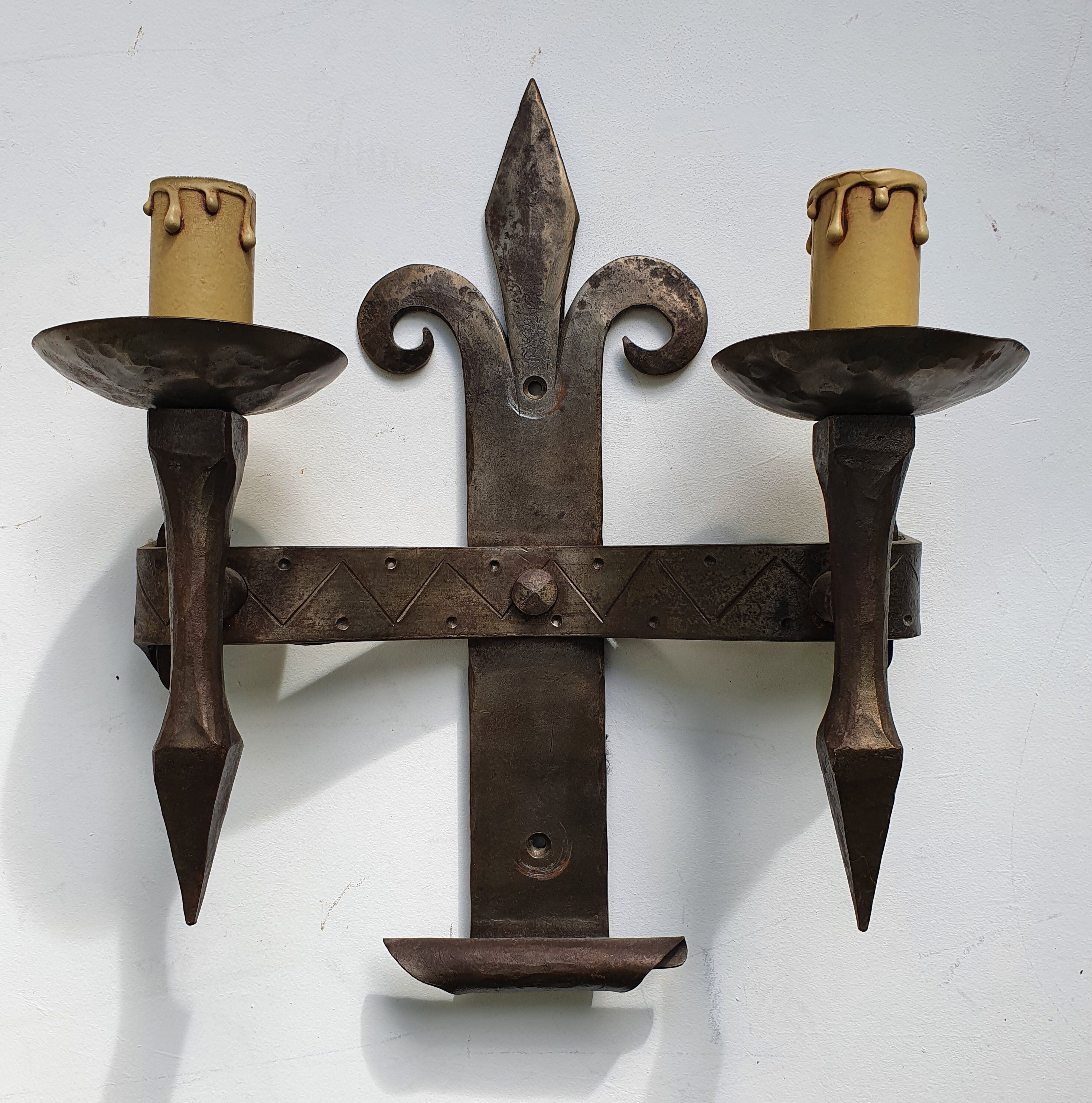 Duo of wrought iron wall lamps Atelier Marolles