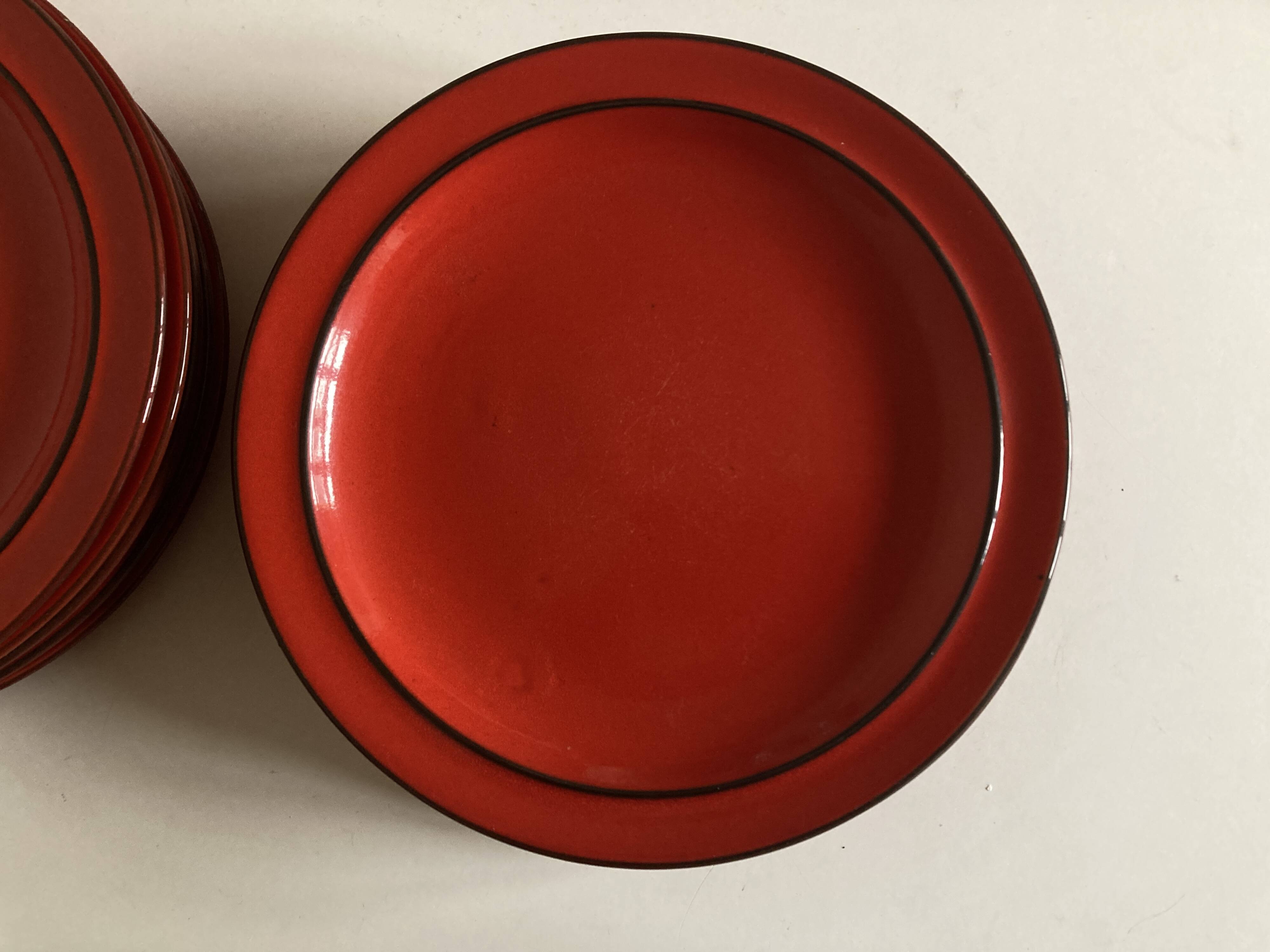 Set of 10 plates Hertha Bengtson Rosenthal 1970 in red stoneware.