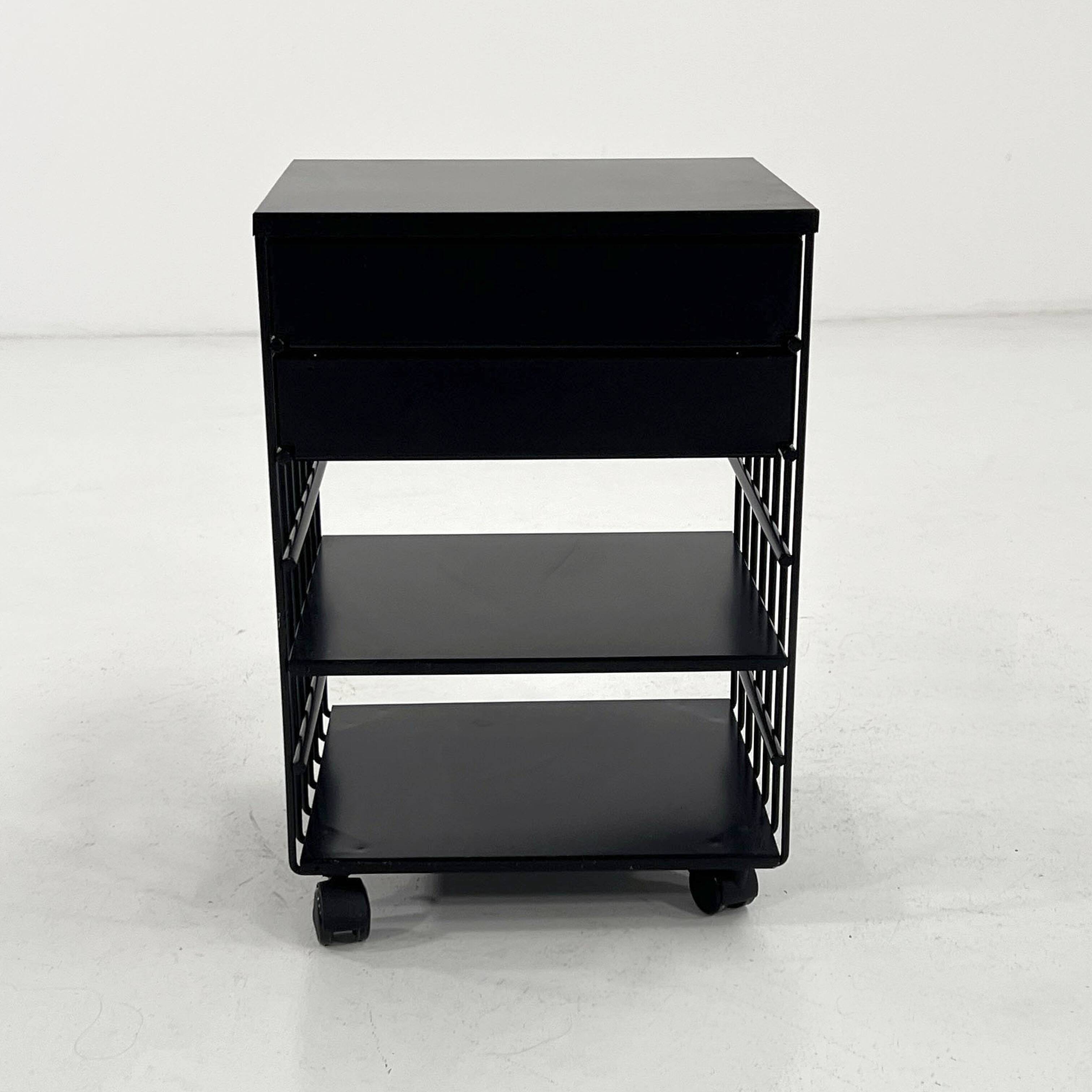 Like drawers on wheels by Bruna Rapisarda for Robots, 1980