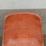 Set of 6 leather chairs with black metal frame