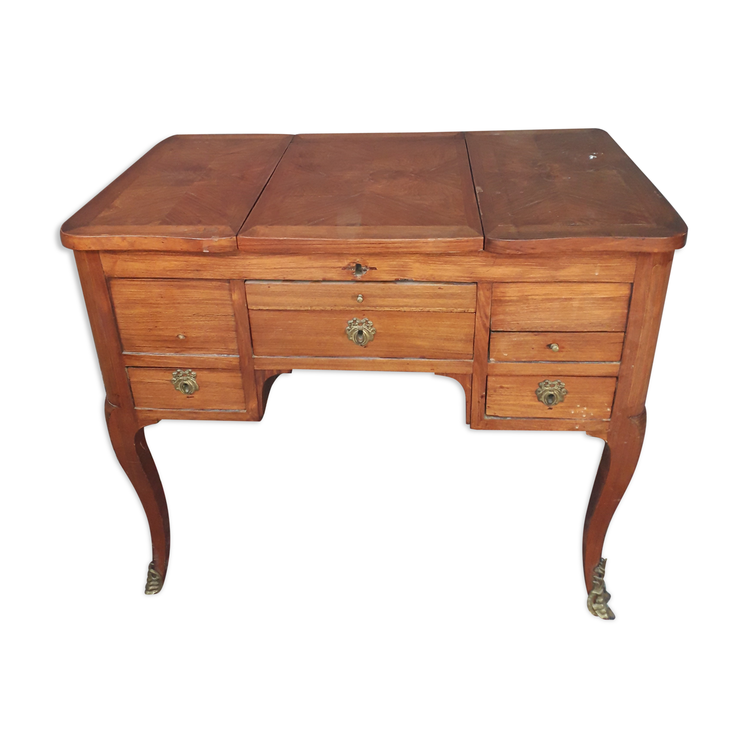 18th-century man hairdresser