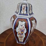 Potiche en porcelaine