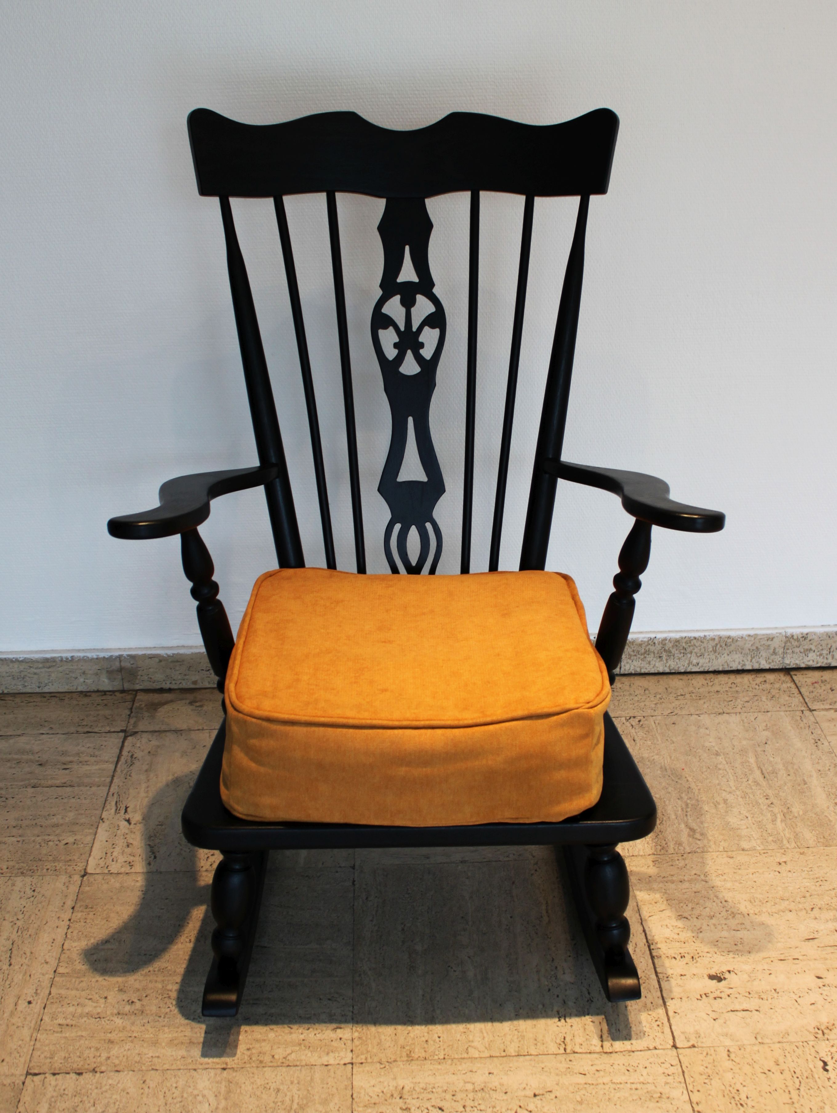 English rocking chair, Windsor style, 19th.