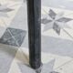 Paire de tabourets vintage bois peint noir - Assise demi-lune