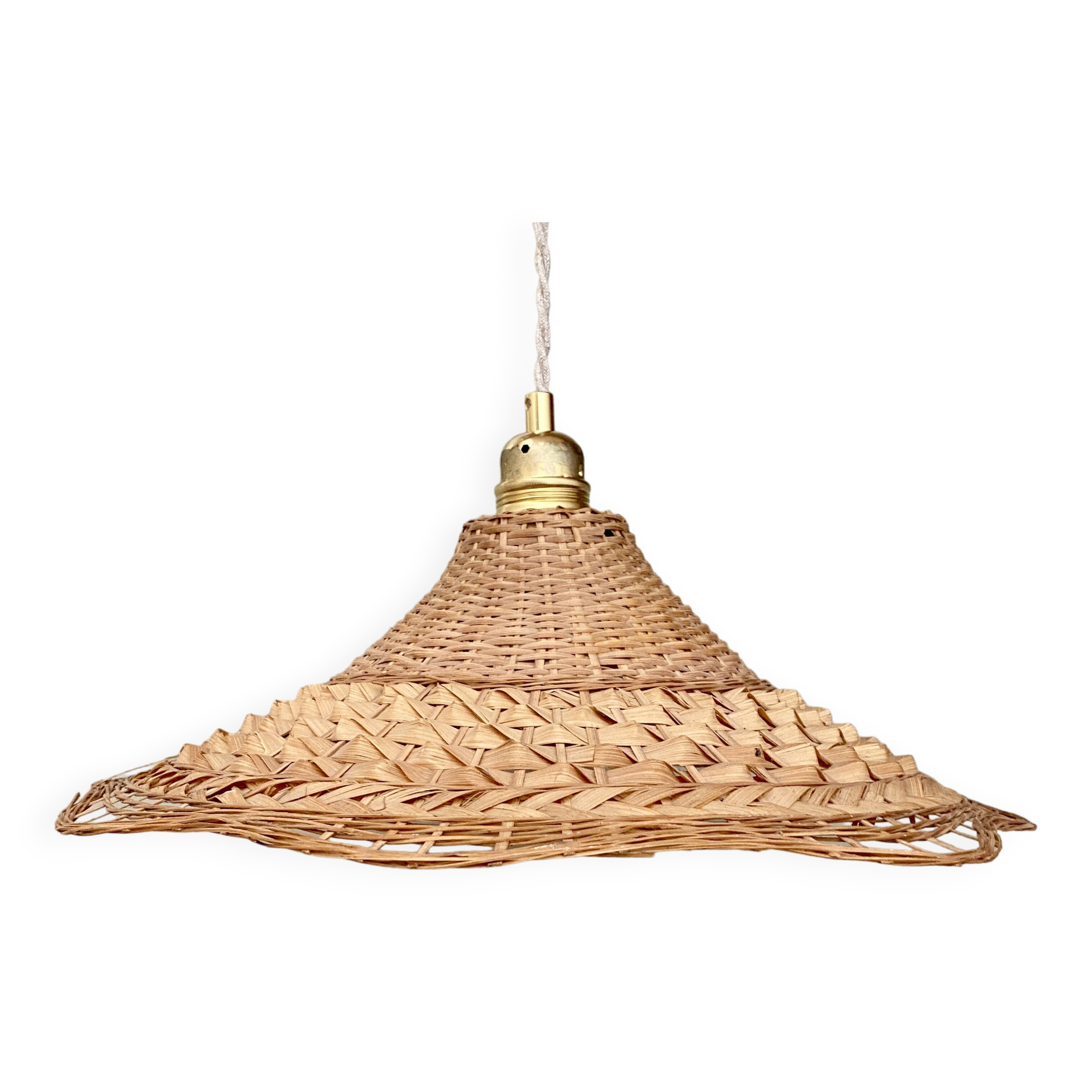 Vintage lampshade pendant light in natural material