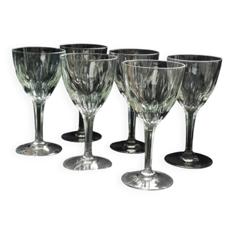 6 grands verres en demi  cristal taillé.