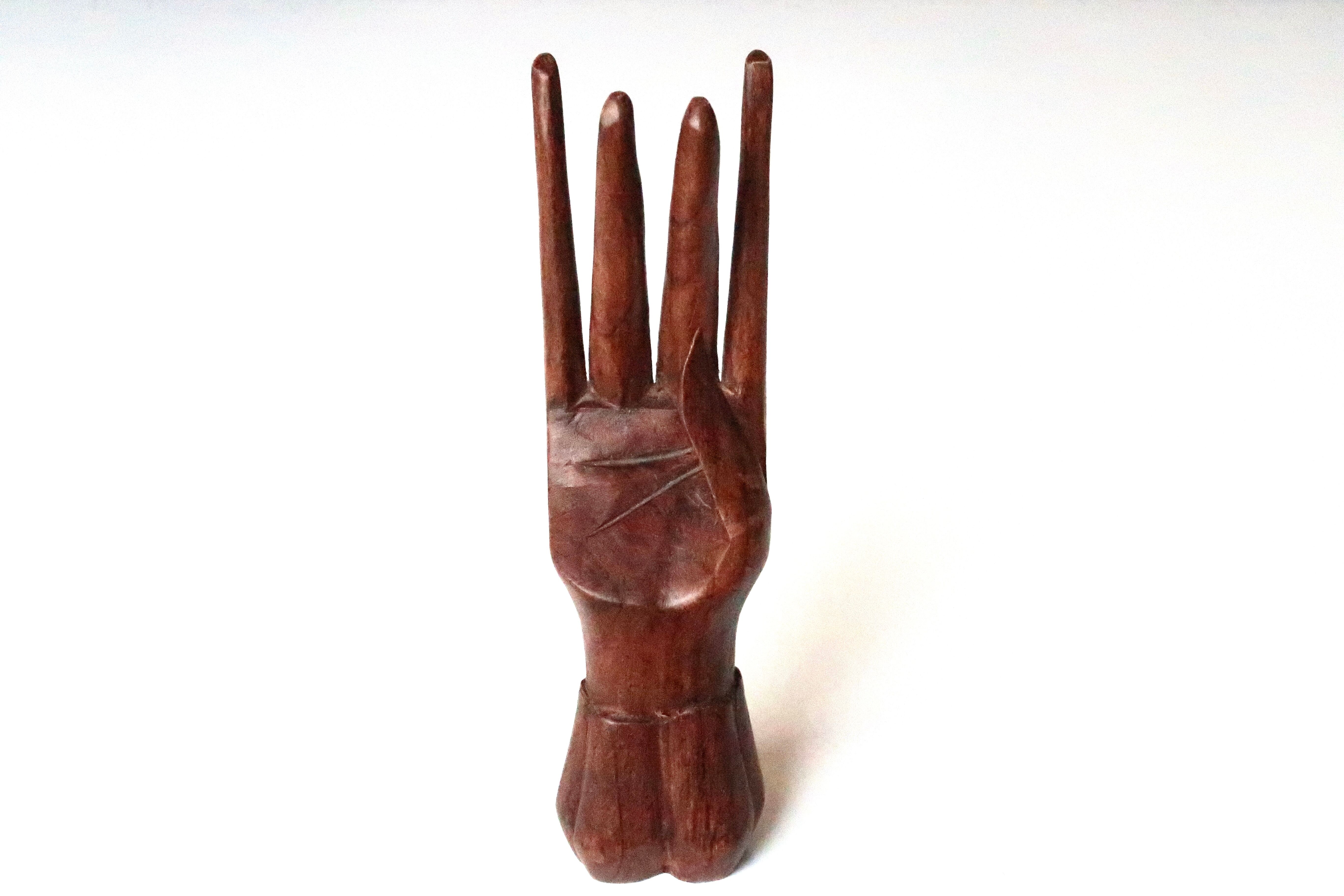 Main baguier en bois, présentoir à bijoux, années 70