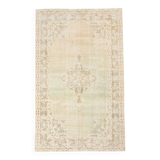 Tapis Anatolien Vintage Fait Main en Laine, Tons Vert Pâle, Beige, Ivoire