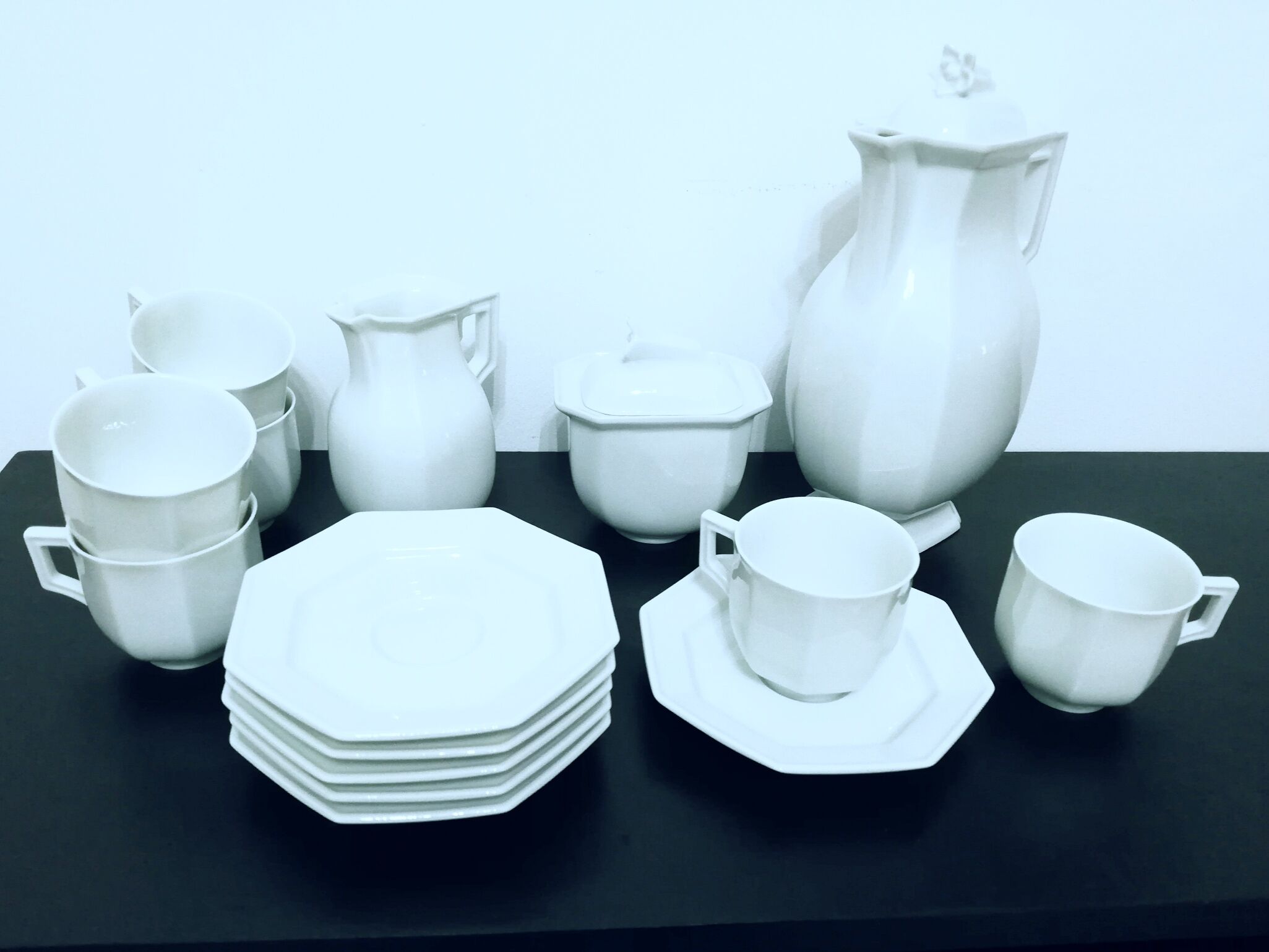 Coffee service in limoges porcelain Coquet Lotus model