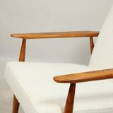 White curly armchair Scandinavian design by H. Lis 1970