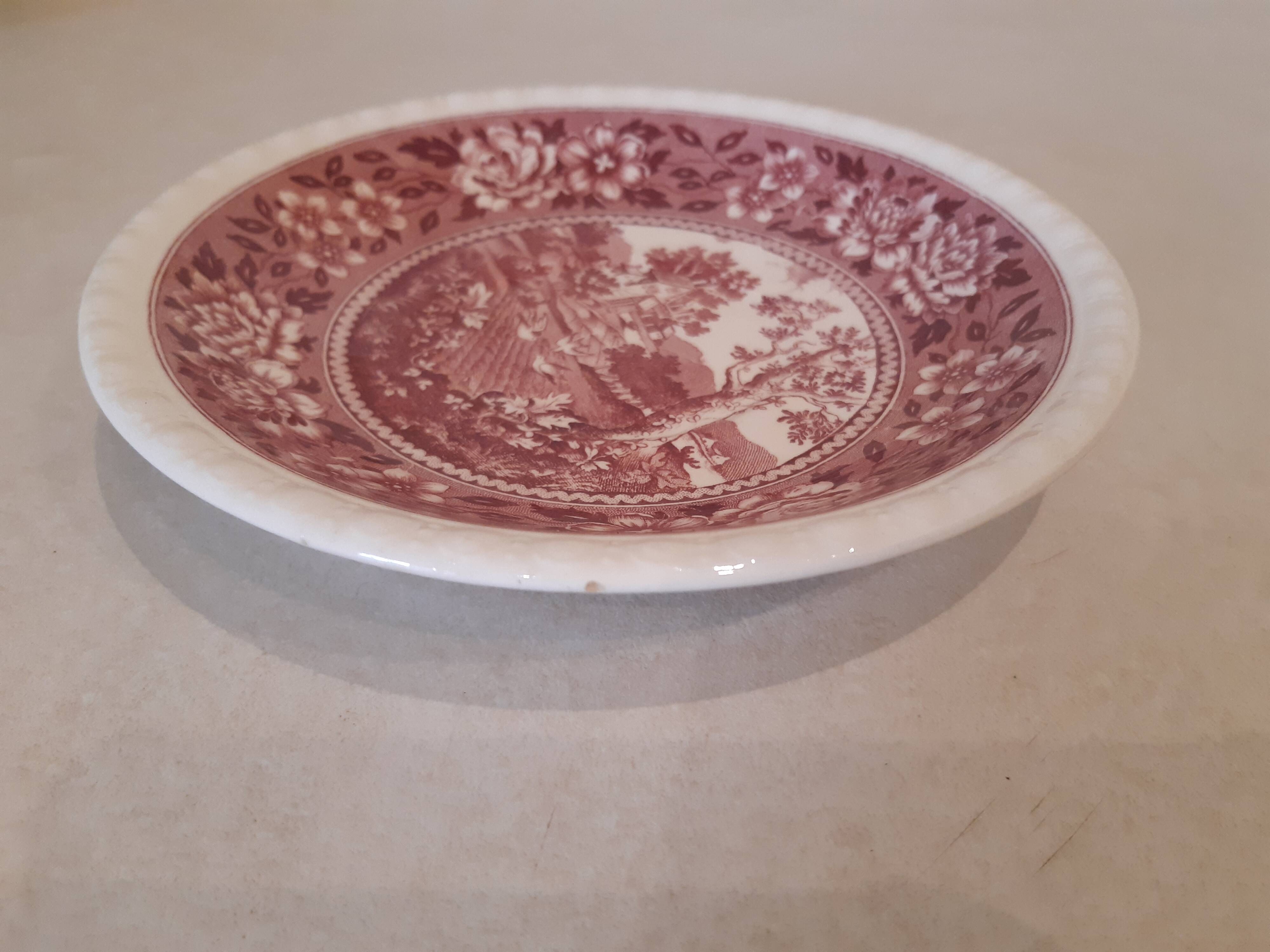 Old earthenware dessert plate, red country-style decoration by Villeroy and Boch.
