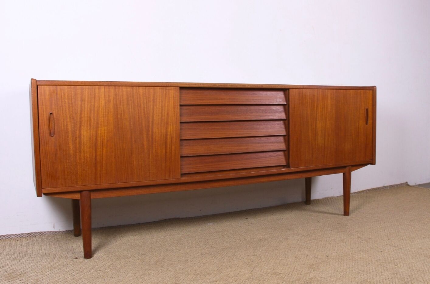 Rare - Scandinavian teak sideboard - "Trio" by Nils Jonnson (Troeds)