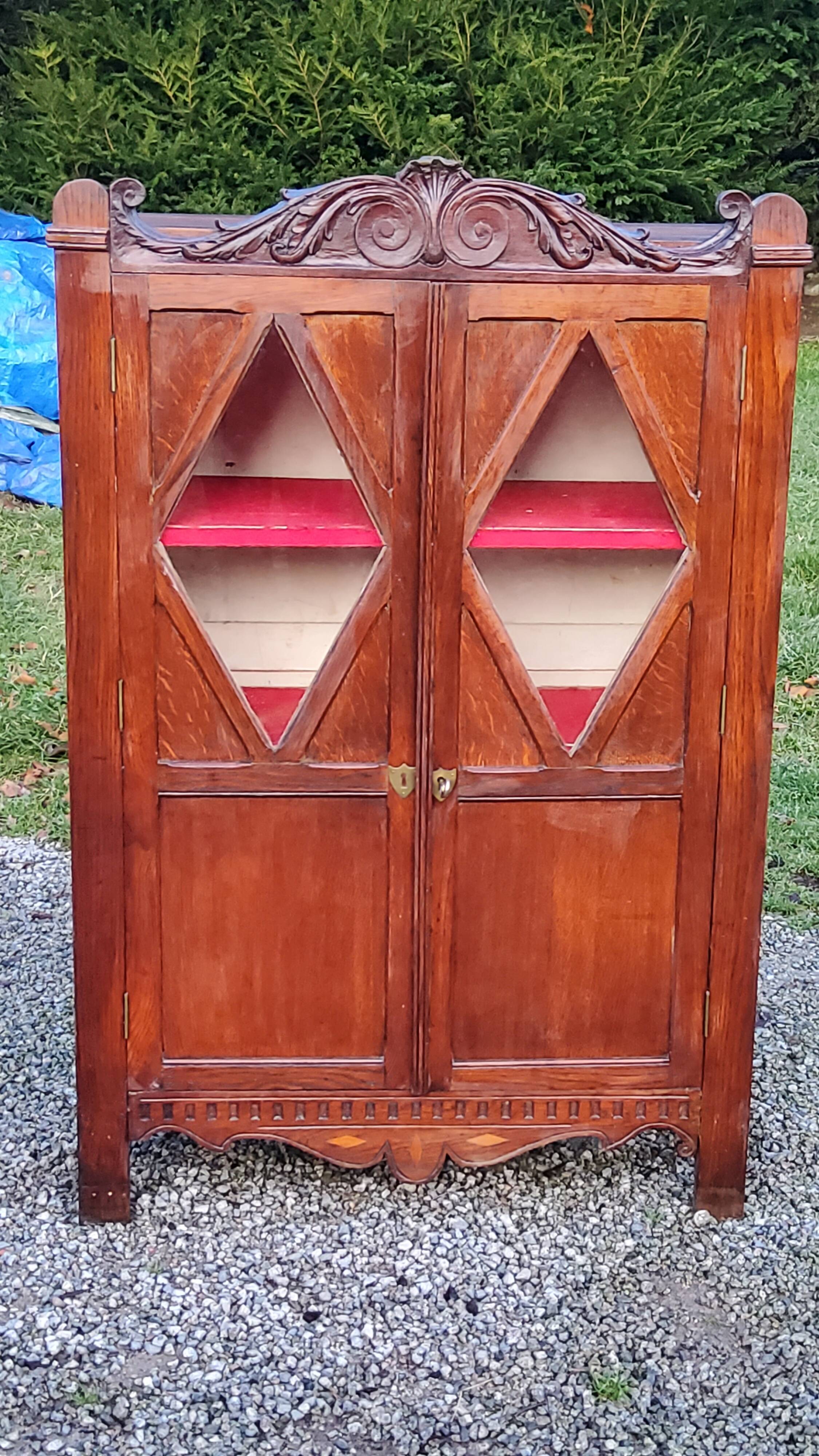 Library in solid oak and walnut, late 19th century