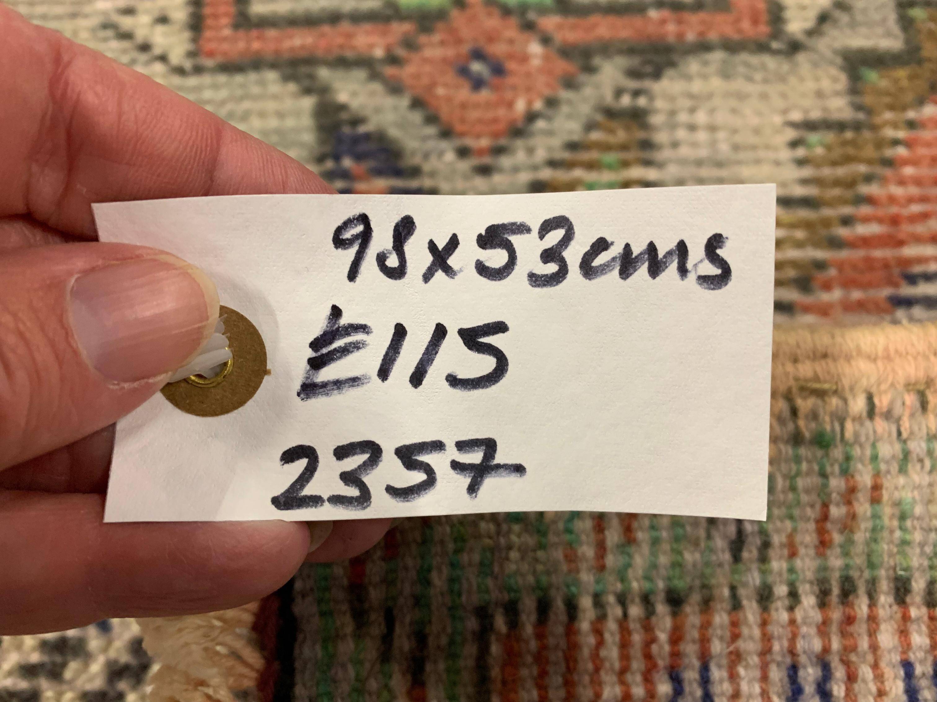 Small Vintage Turkish Rug 98x53 cm, Short Runner, Tribal, Shabby, Mini Carpet