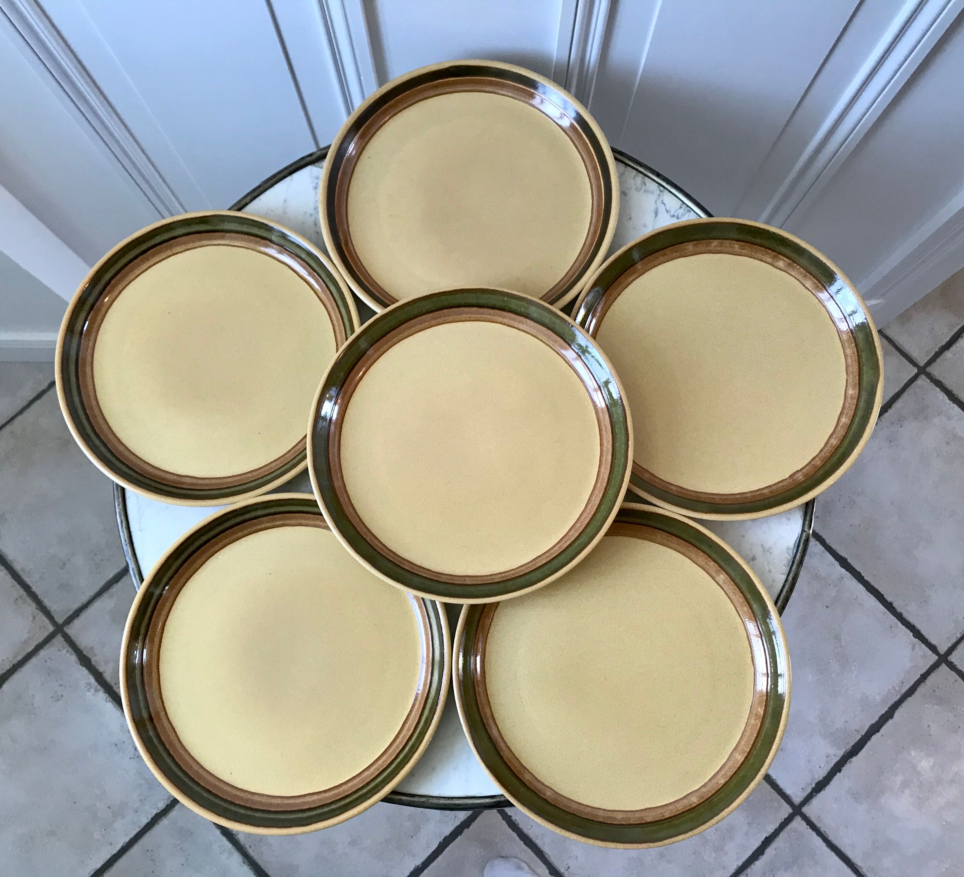 Set of 6 flat plates in vintage stoneware 70s