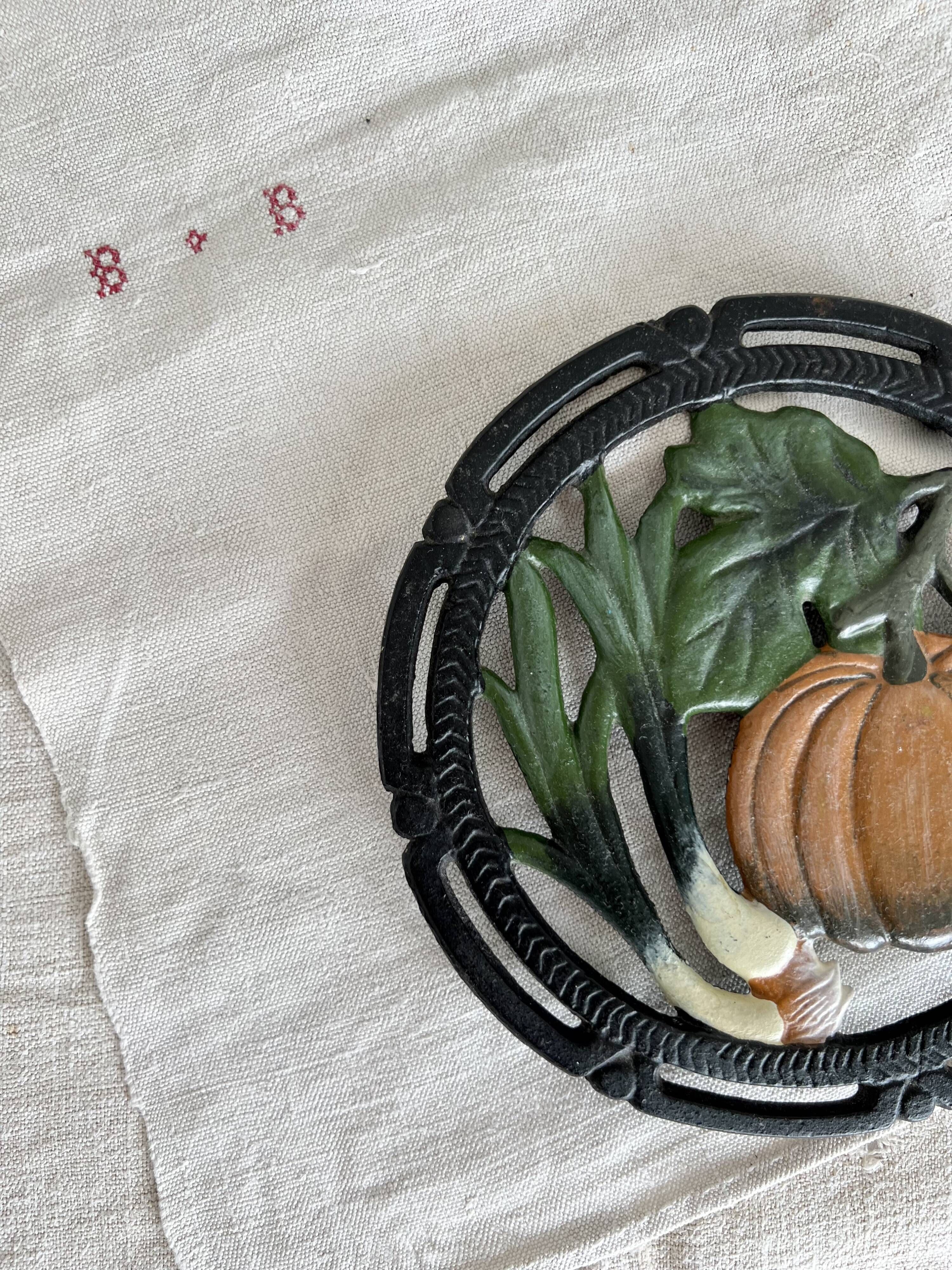 Cast iron trivet