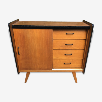 Vintage dresser