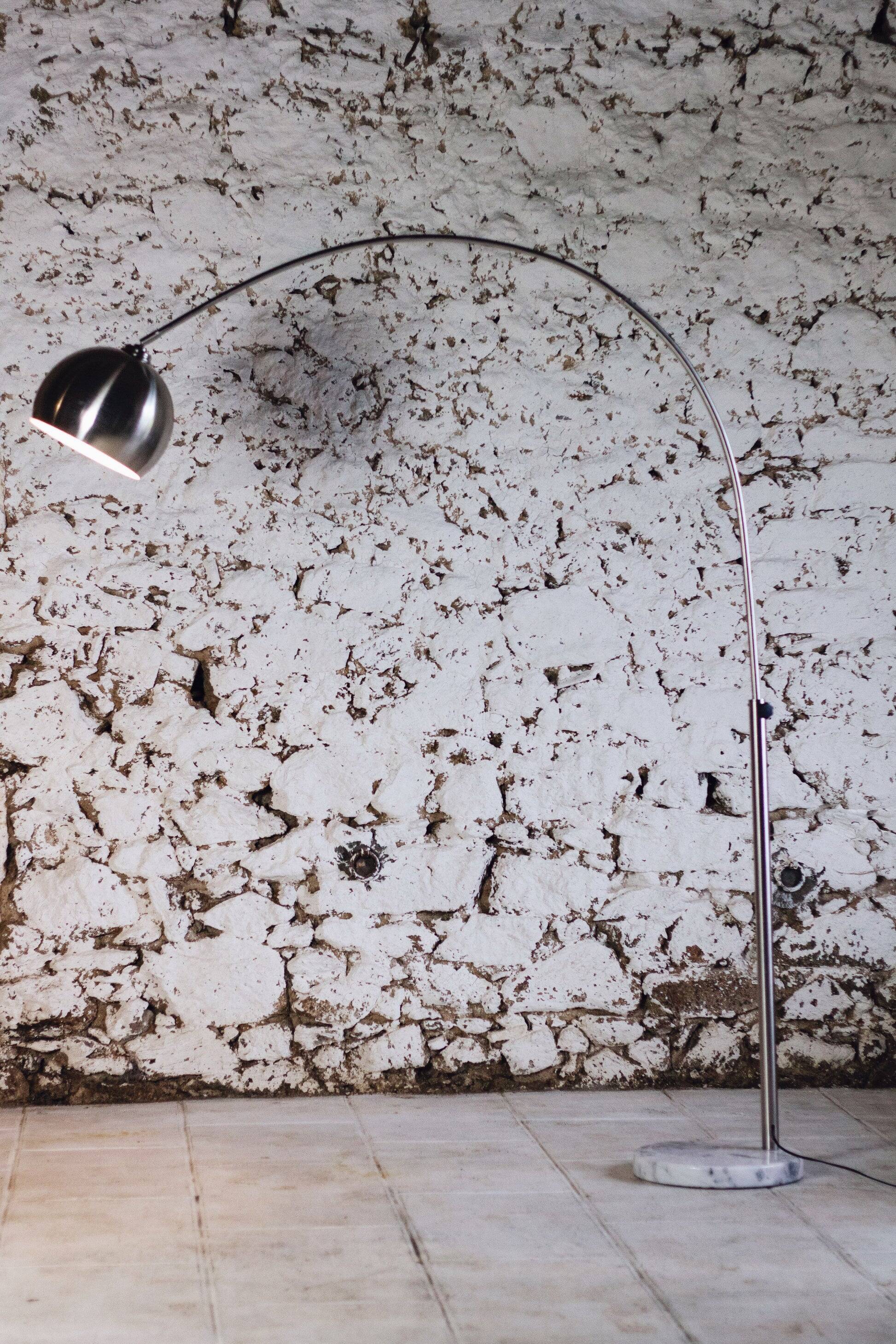 Arc floor lamp in chrome and marble, 1970
