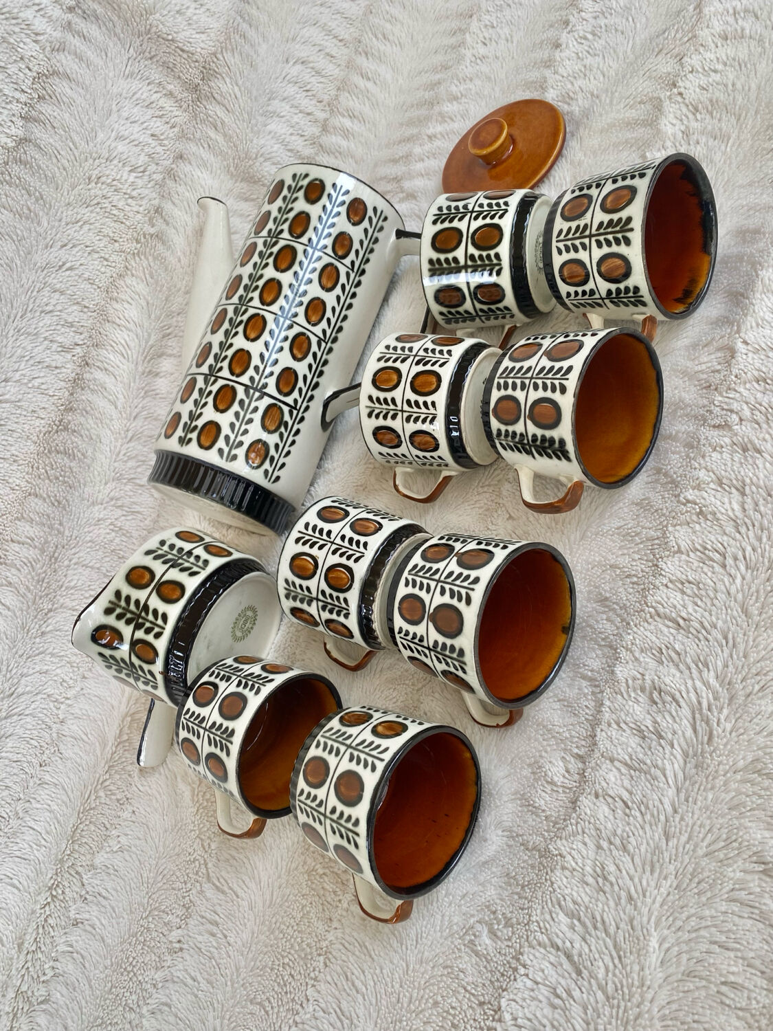 Boch service La Louvière walnut model