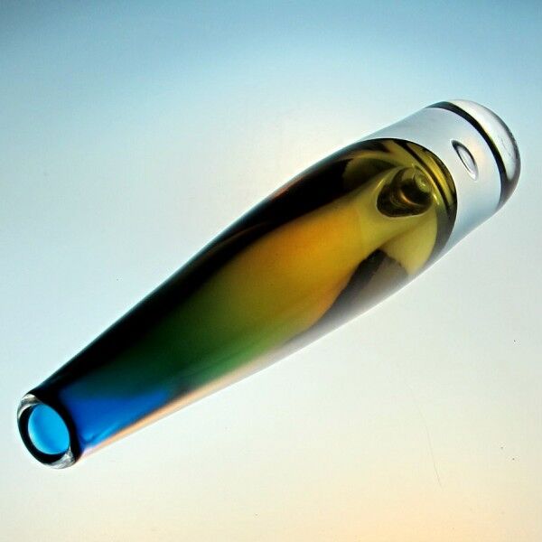 Vicke Lindstrand Kosta vase