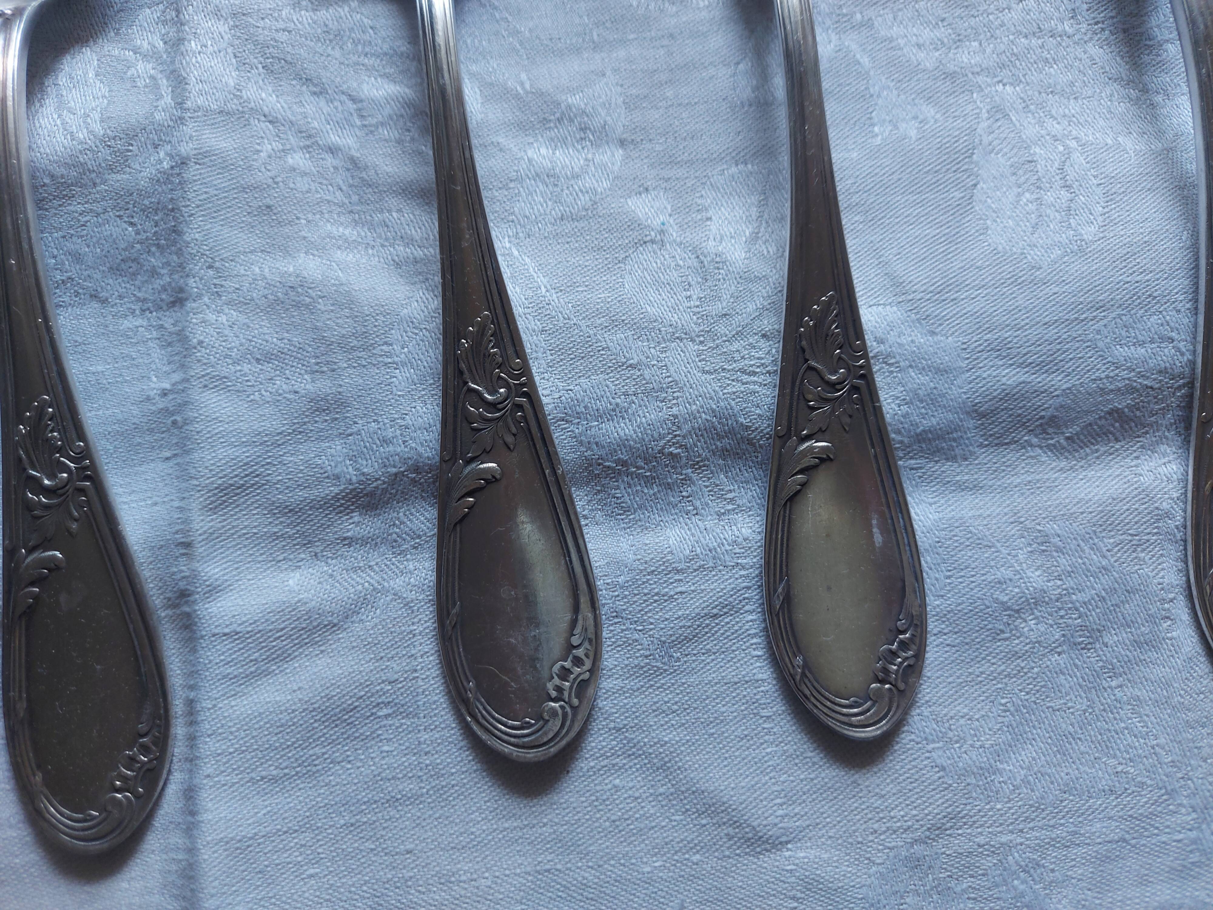 22 seats in silver metal Appolo, model Rocaille