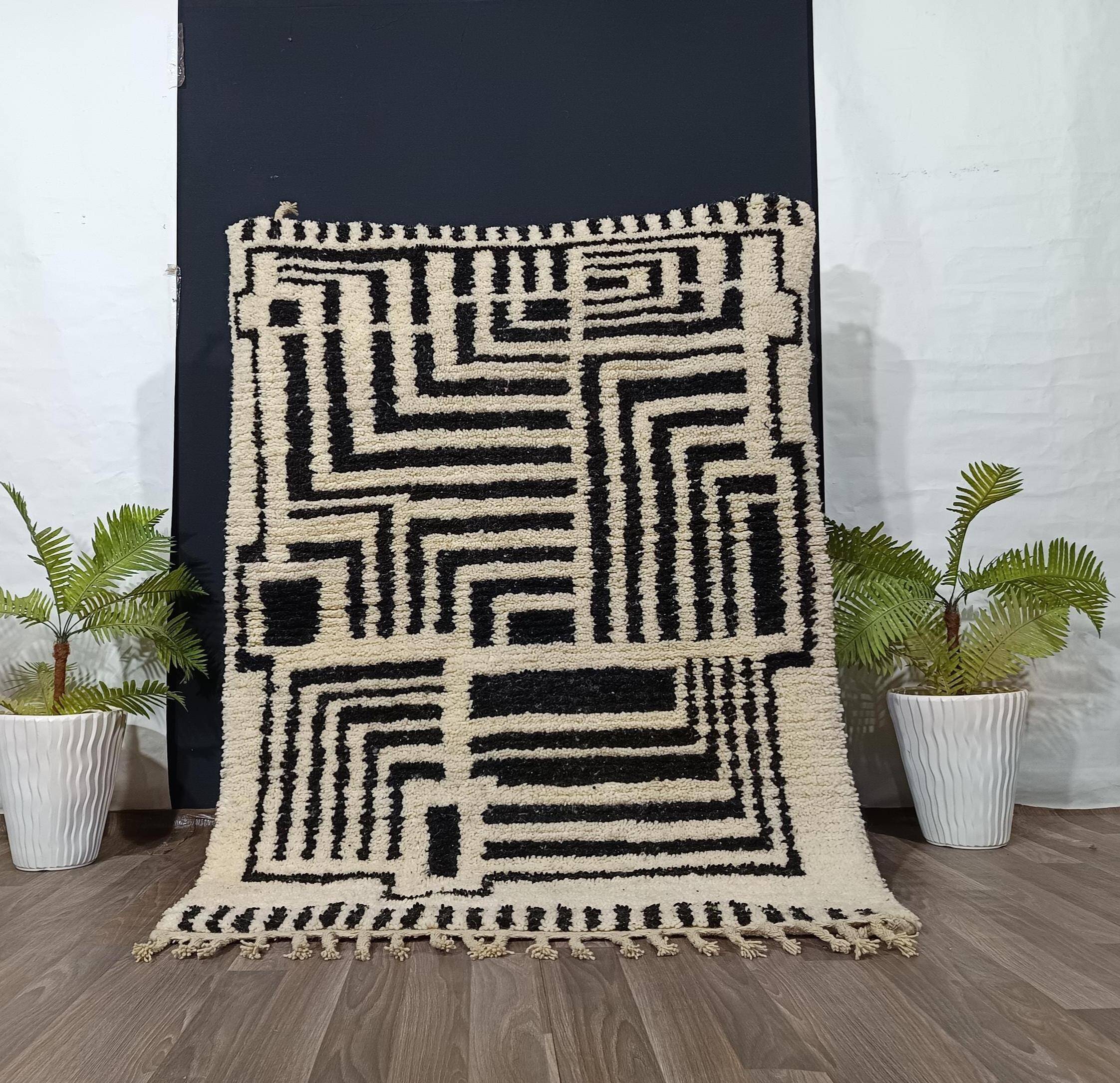 Handmade wool rug Morocco 3 x 2 m