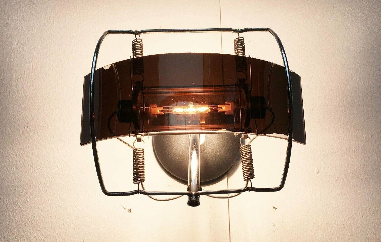 Postmodern wall lamp Warrior by Emanuele Ricci for Sidecar Artemide, 1980s.