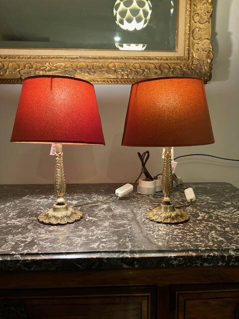 Bedside lamps