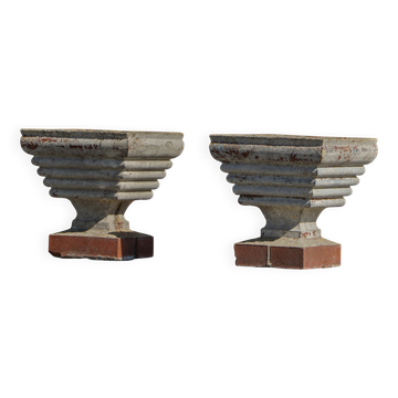 Pair of decorative French planters in cast stone, Mid 20th Century, 1960s