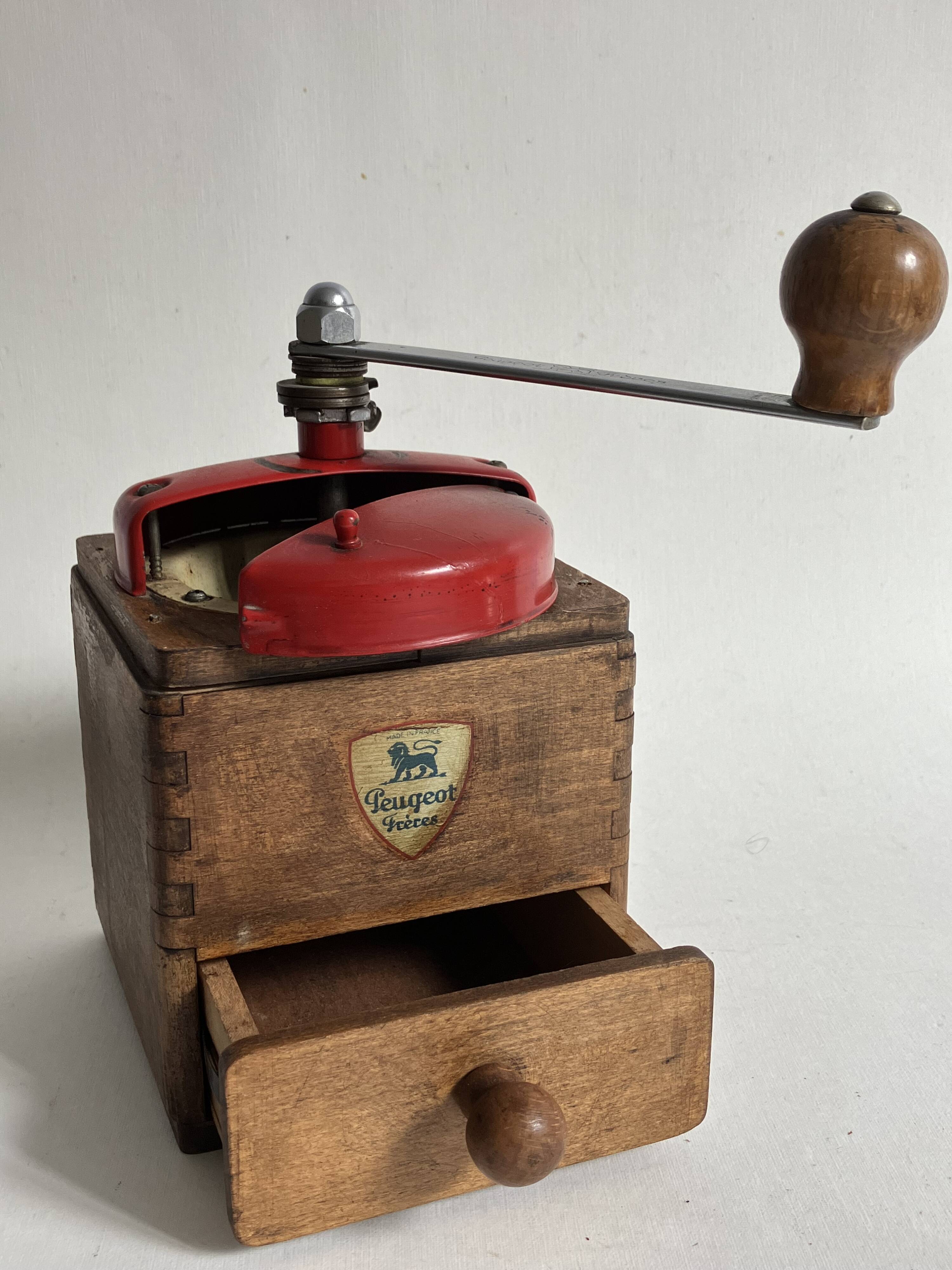Peugeot Frères coffee grinder, kitchen decoration