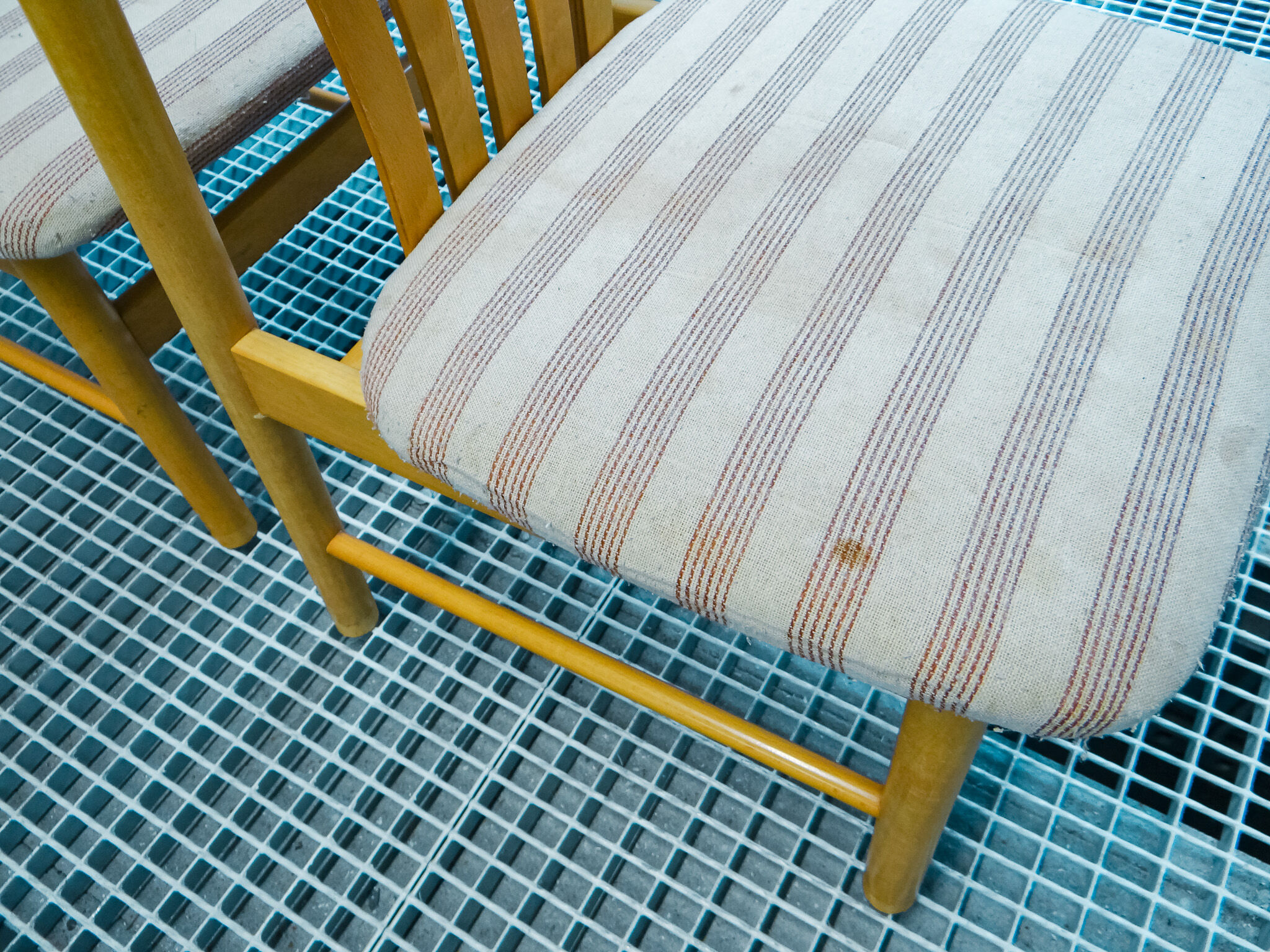 Pair of wide chairs made of solid wood Toyo Furniture made in Japan