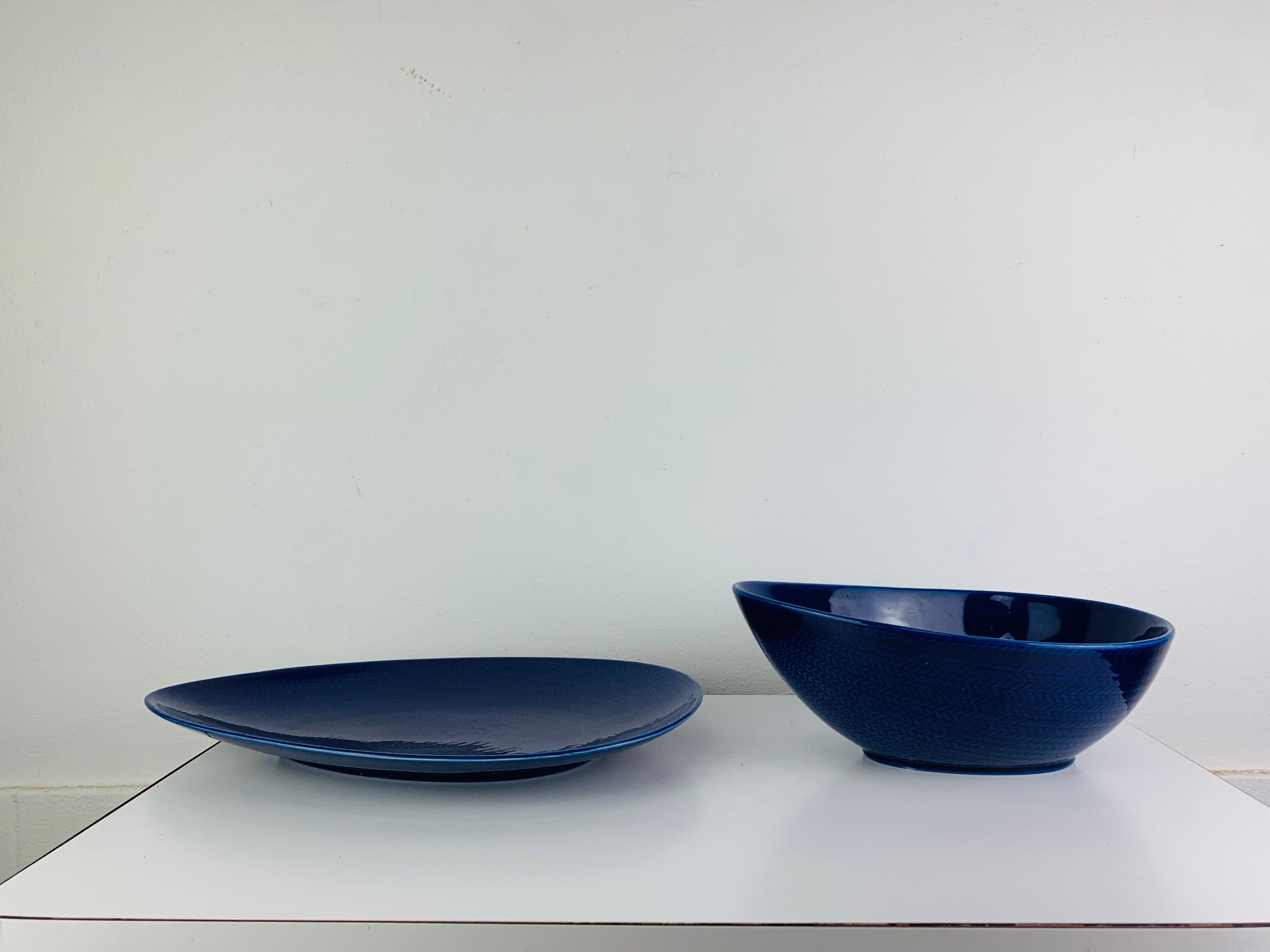 Dish and bowl Blå eld by Hertha Bengtson for Rörstrand Sweden, ceramic.