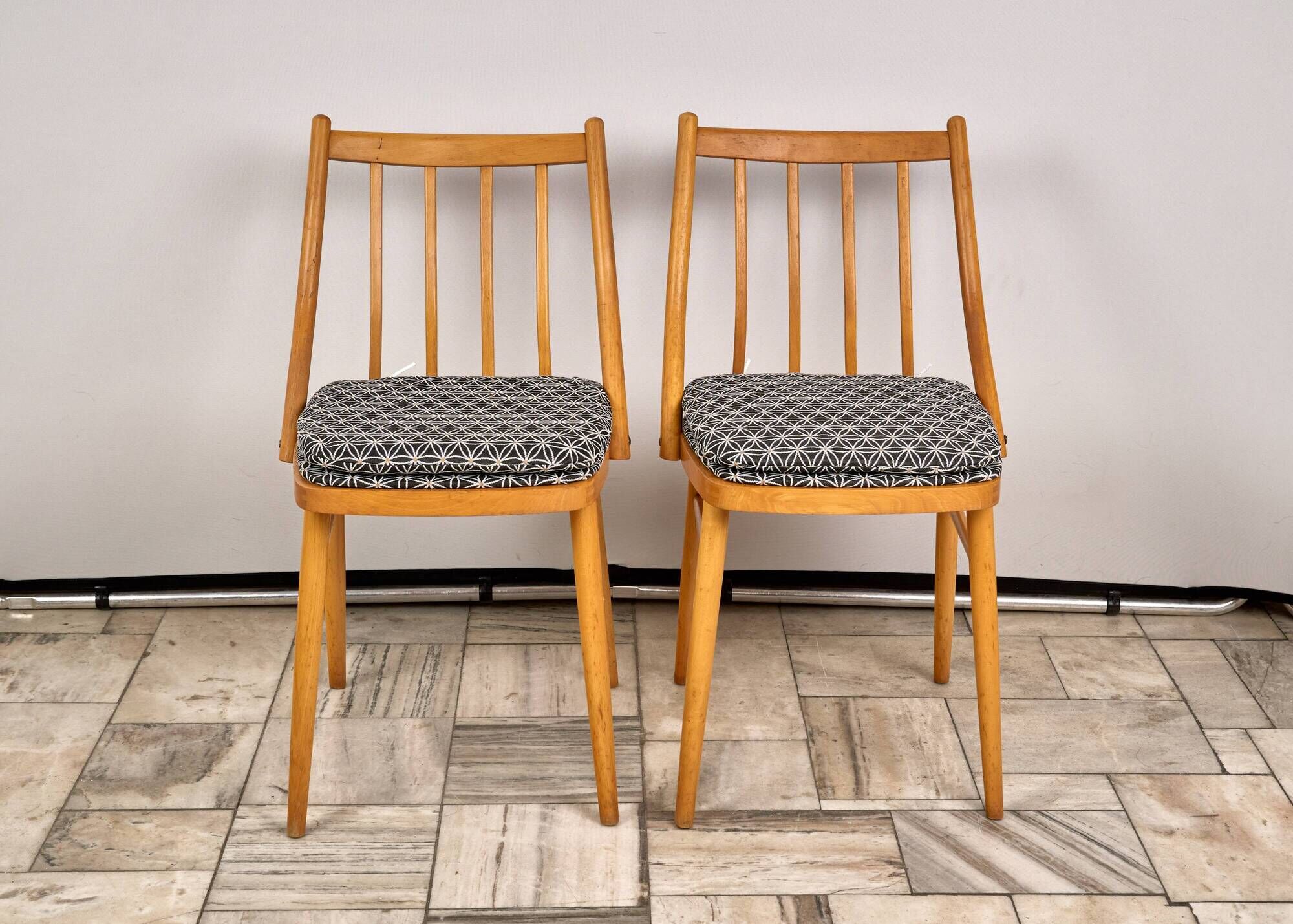 Set of 2 H-214 Dining Chairs by Jindřich Halabala, 1930s, Czechoslovakia