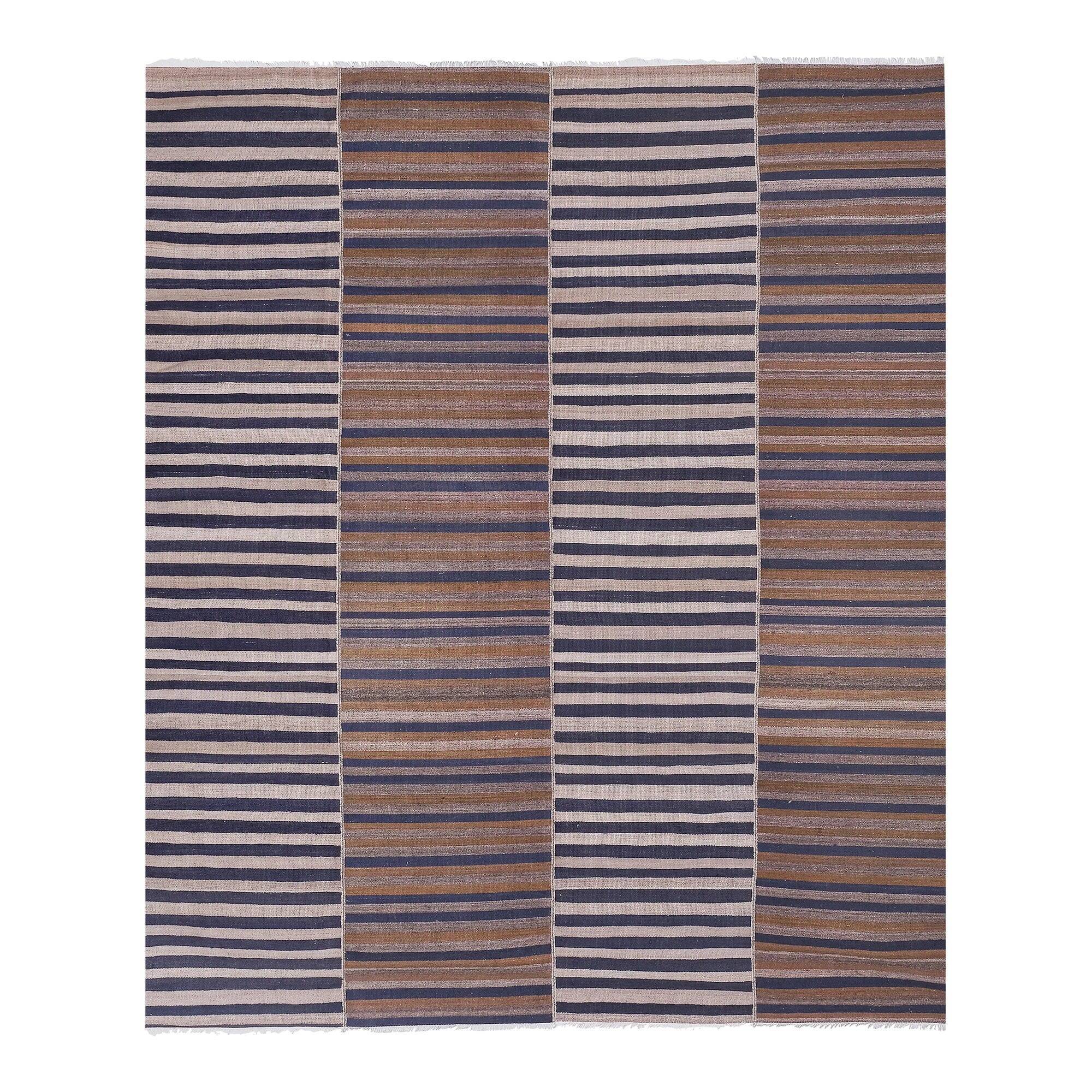 Vintage Turkish kilim, handwoven, 272x328 cm.