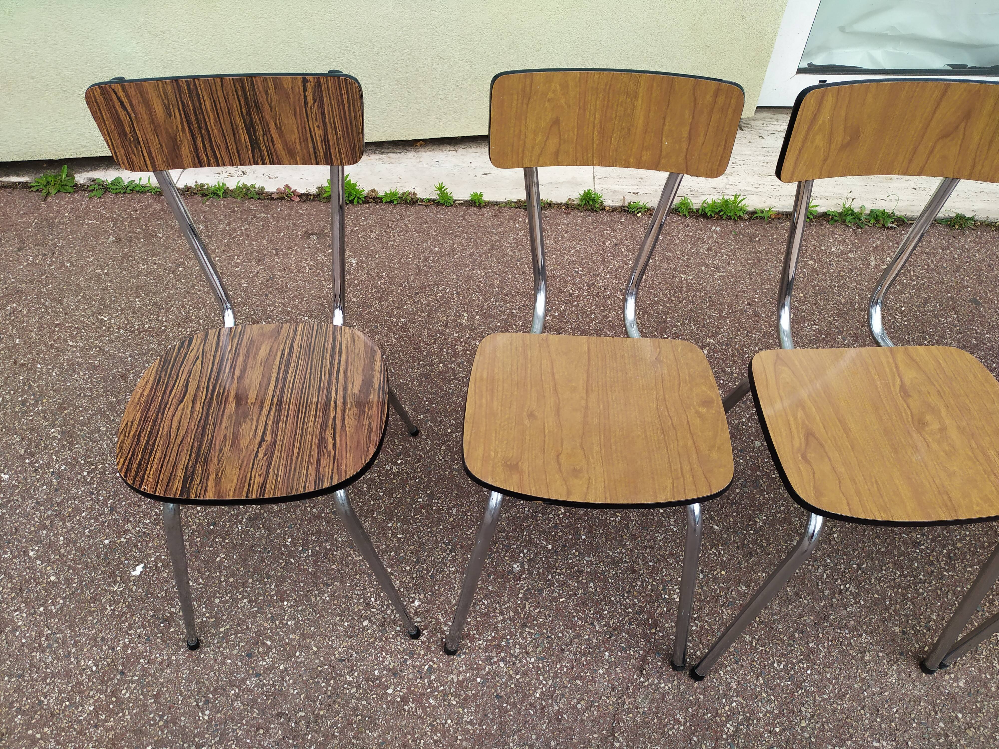 Lot de 5 chaises en formica métal, marron brun