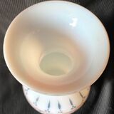 Vase balustre en opaline véritable décors émaillé XIX° siècle