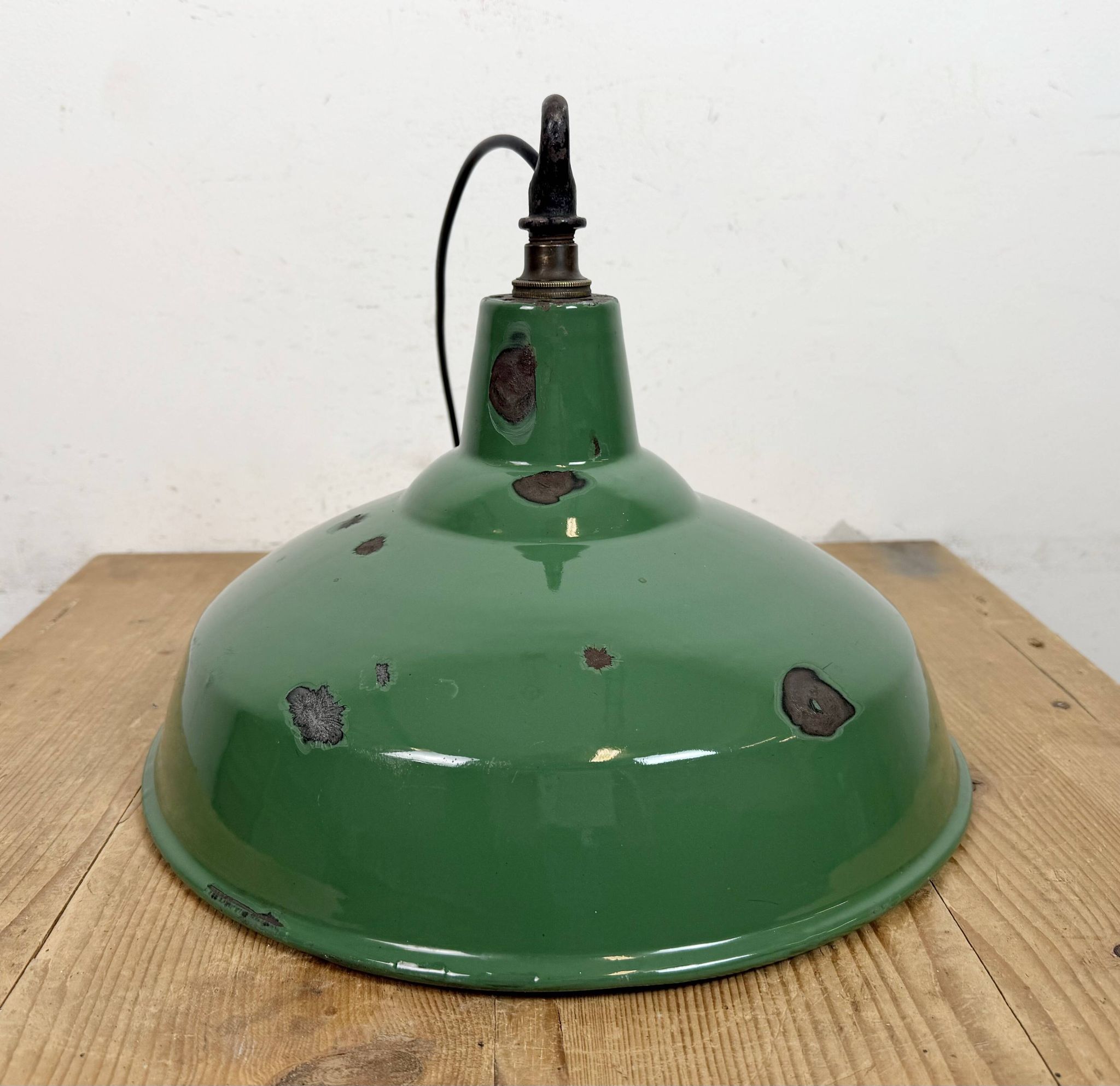 Industrial British Green Enamel Factory Pendant Lamp, 1960s