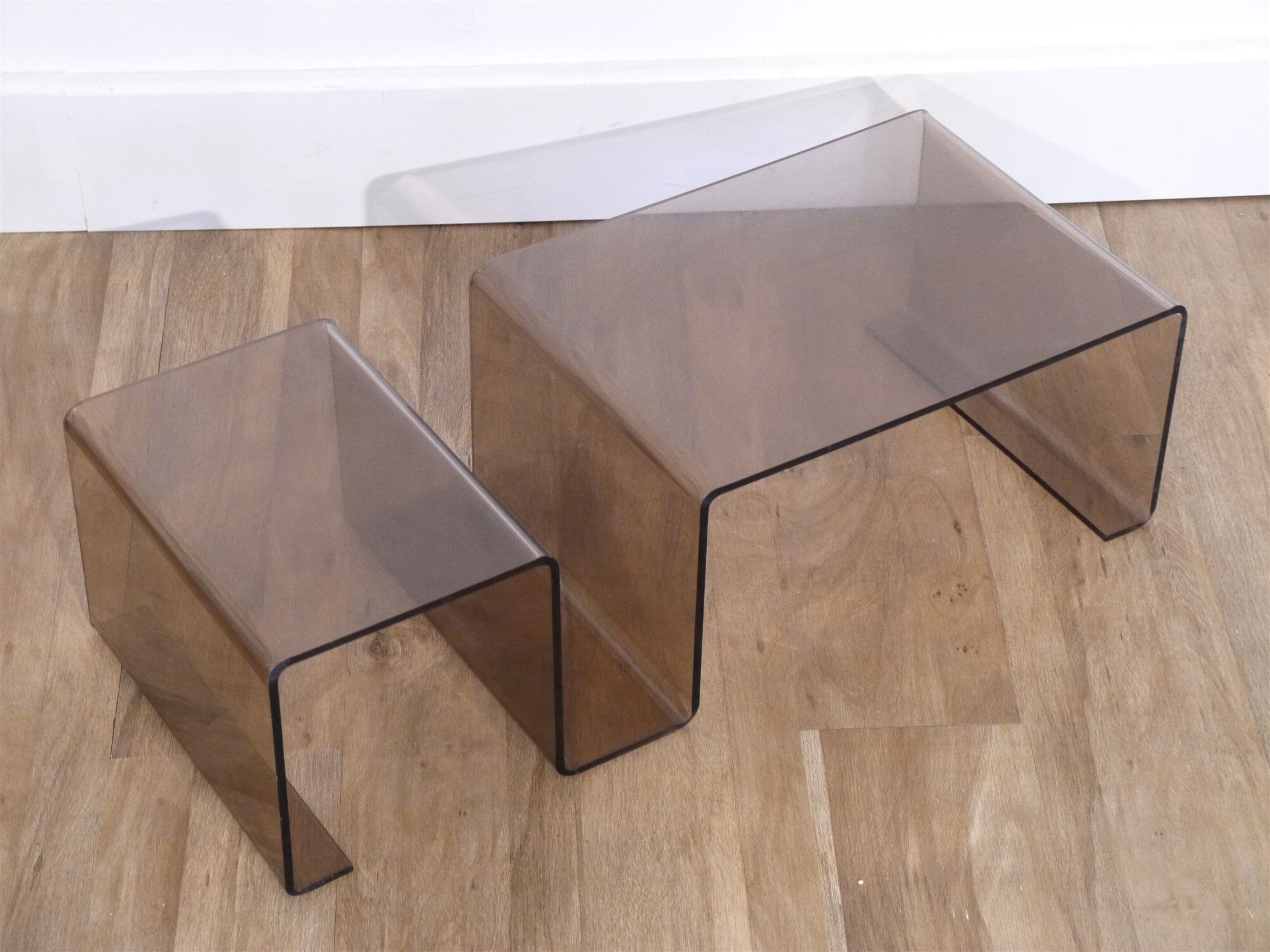 Table with vintage magazine door 1970