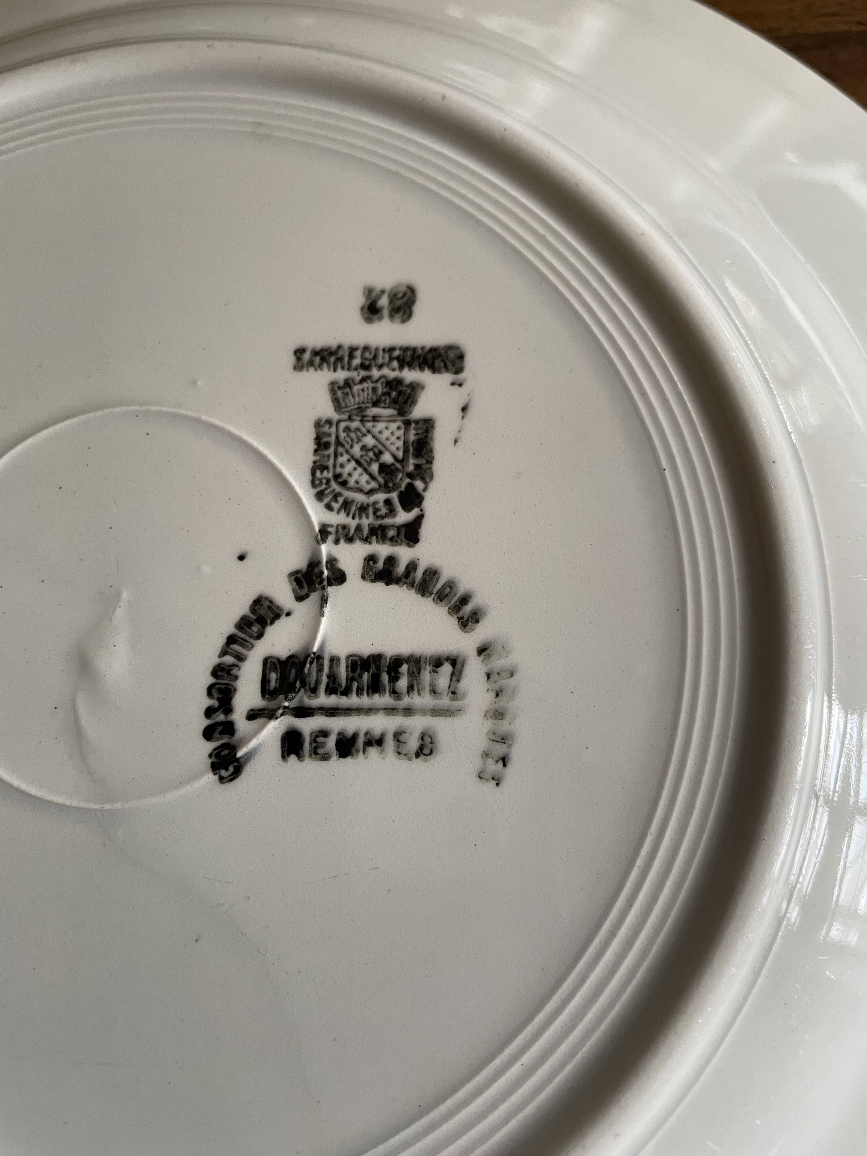Sarreguemines Douarnenez model dinner plates