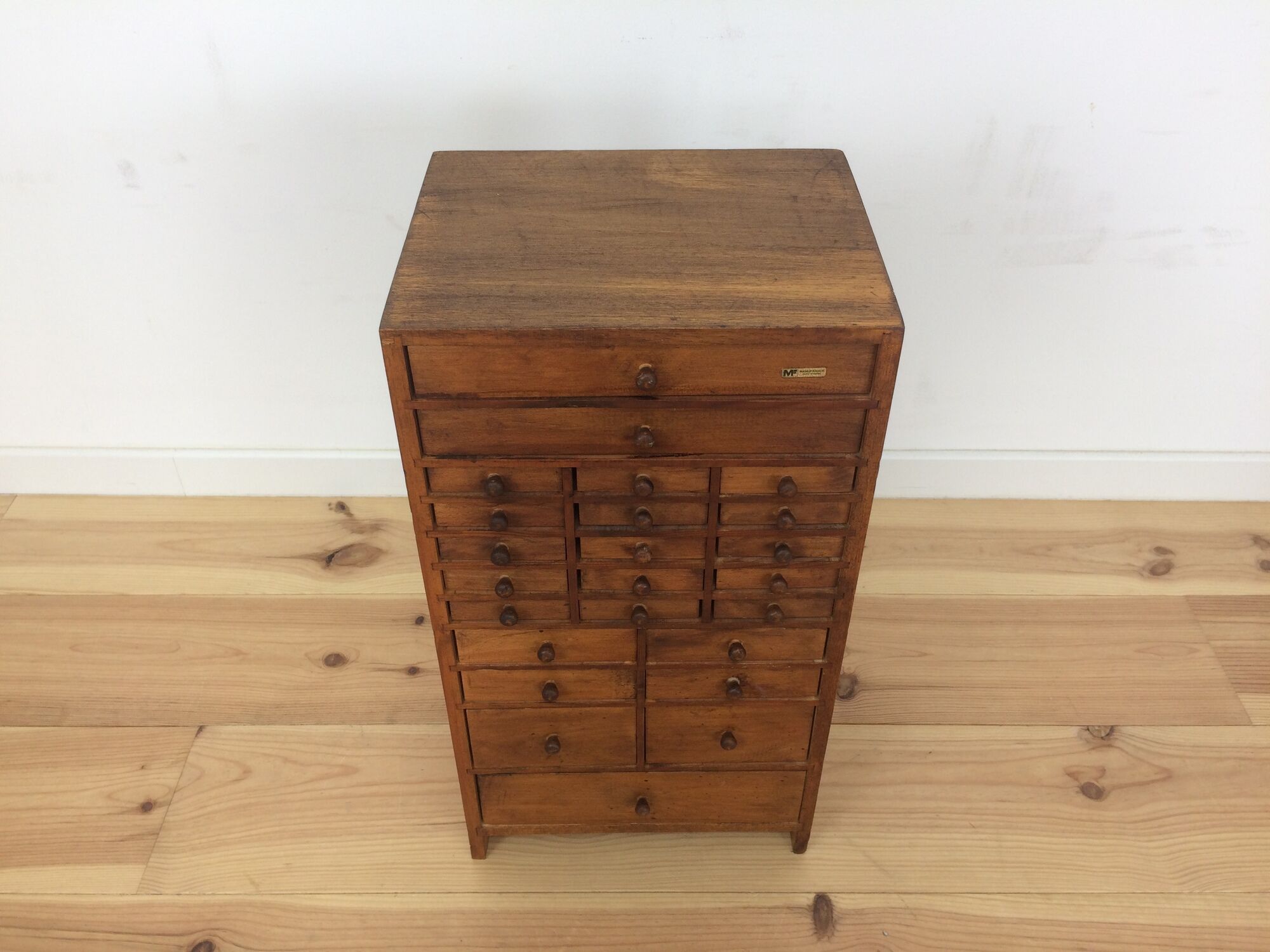 Watchmaking furniture, Manu France layette with drawers