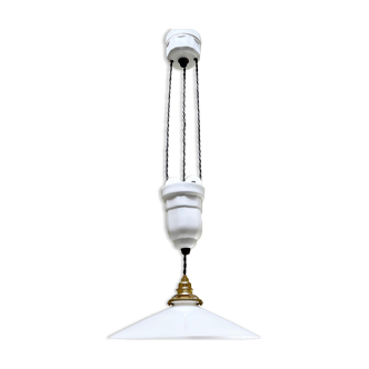 Opaline art deco suspension / rise and fall