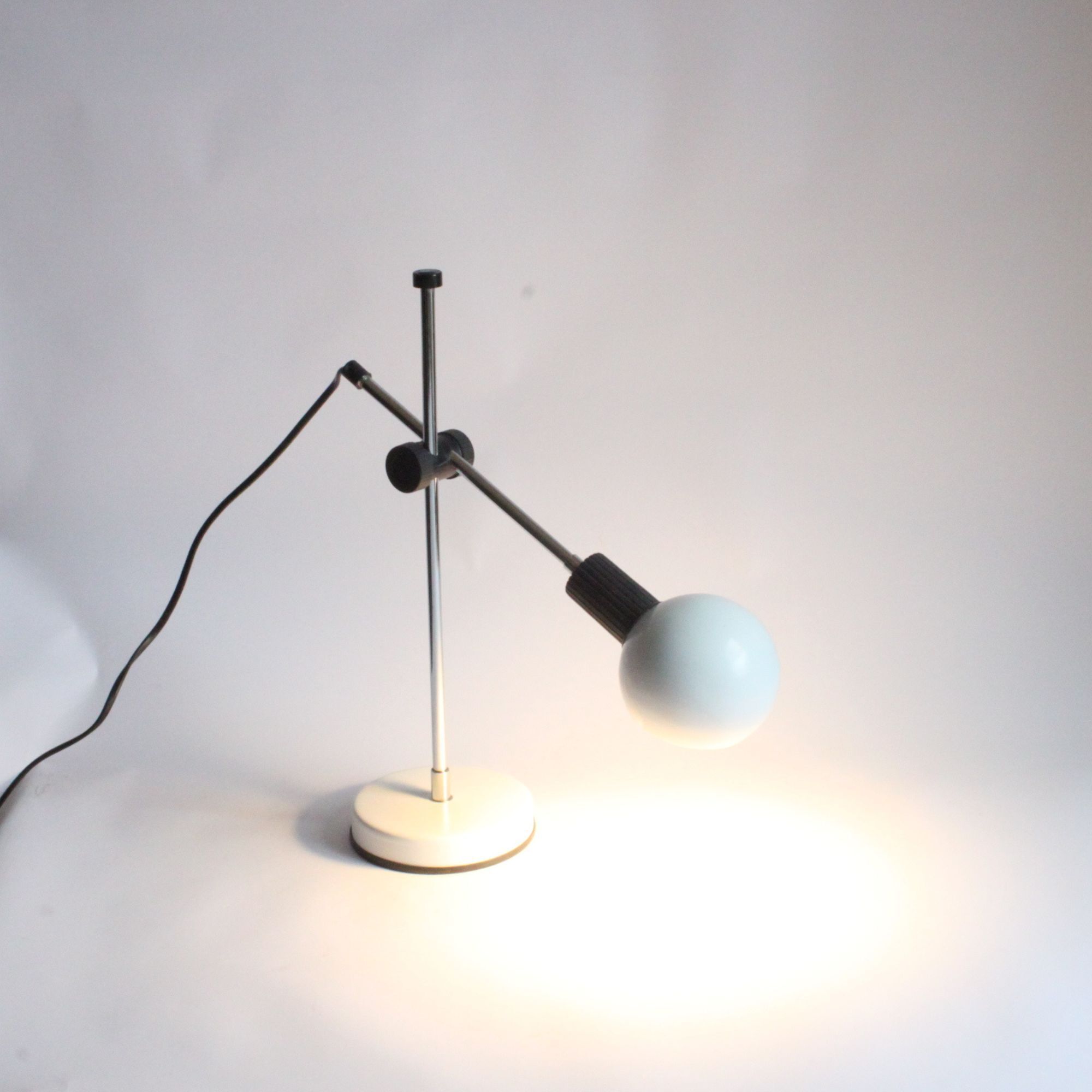 Veneta lumi italian swing arm desk office lamp 1980s