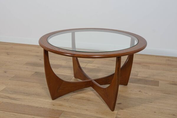 Table Basse Astro Ronde en Teck par Victor Wilkins pour G-Plan, Royaume-Uni, 1960s