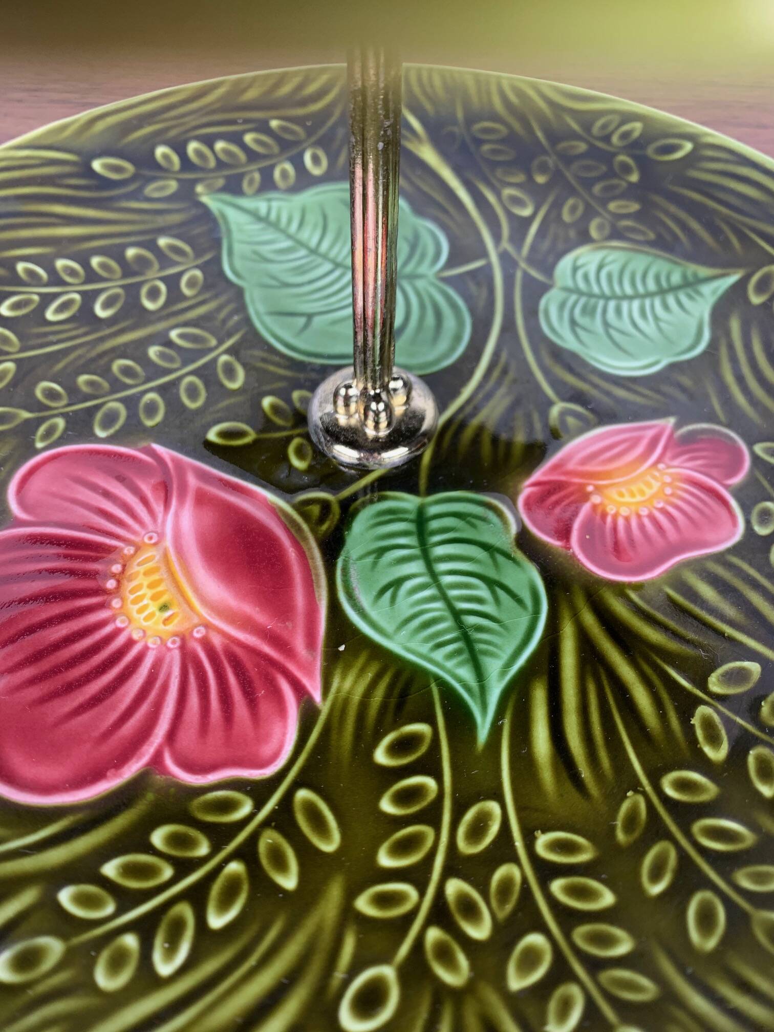 2-tiered majolica server/tray, Sarreguemines, early 20th century