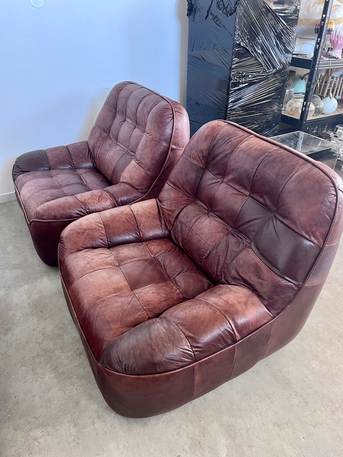 Ensemble canapé et 2 fauteuils vintage en cuir camel patchwork design années 70