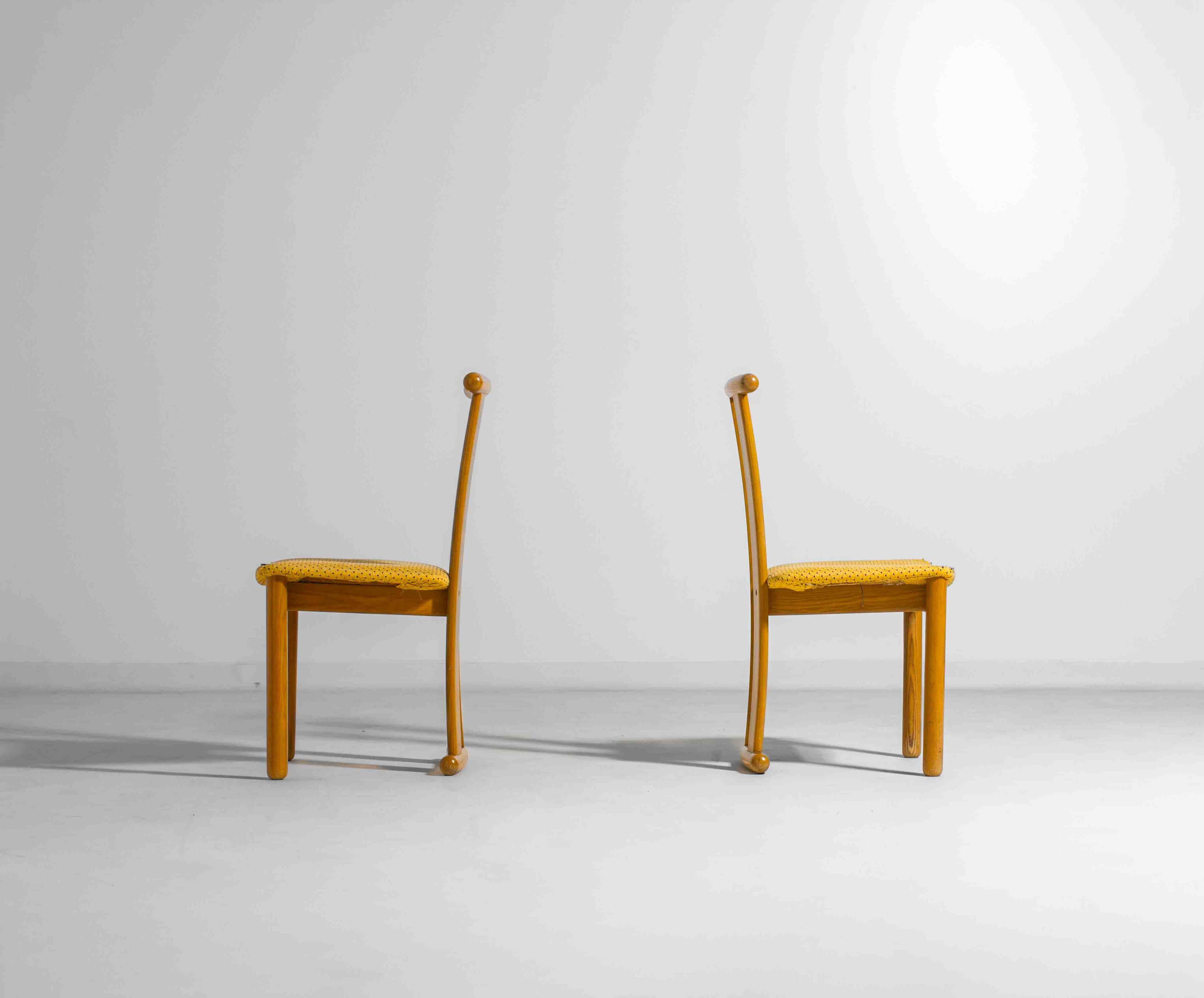 Set of postmodern high-back Italian dining chairs, 1980s